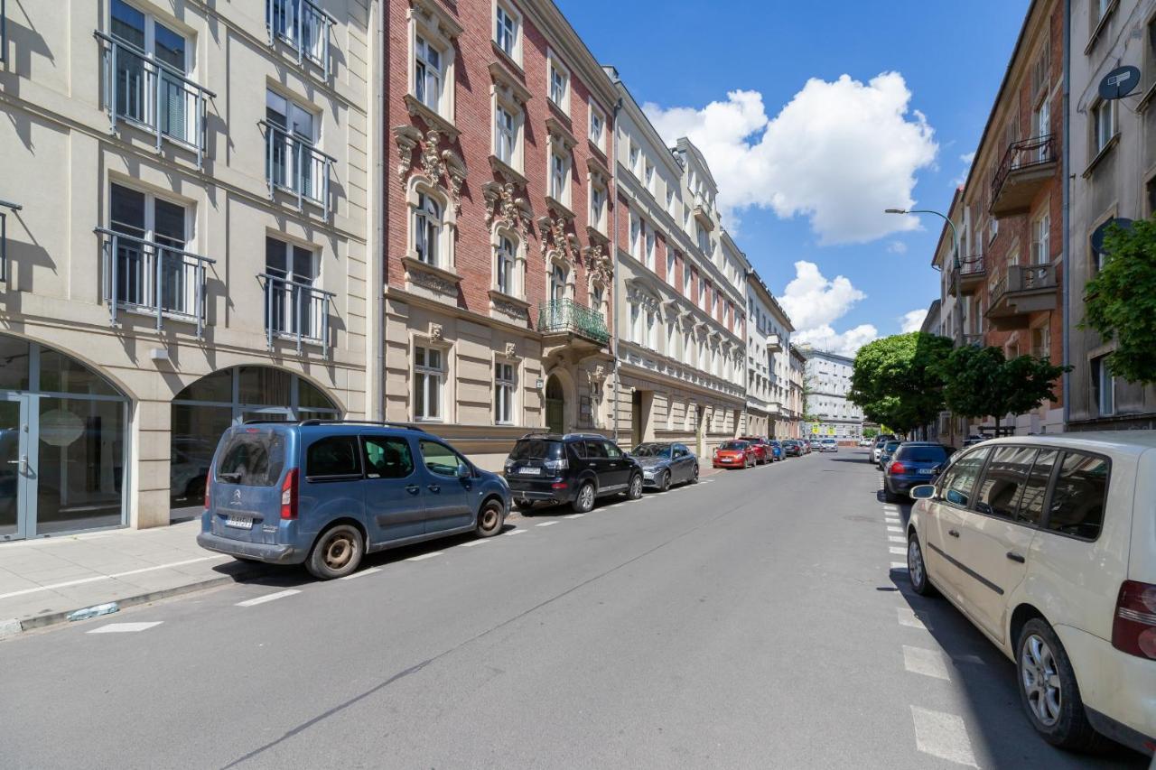 The Opera Apartment Grzegorzki Arianska 4 By Noclegi Renters Krakow Luaran gambar