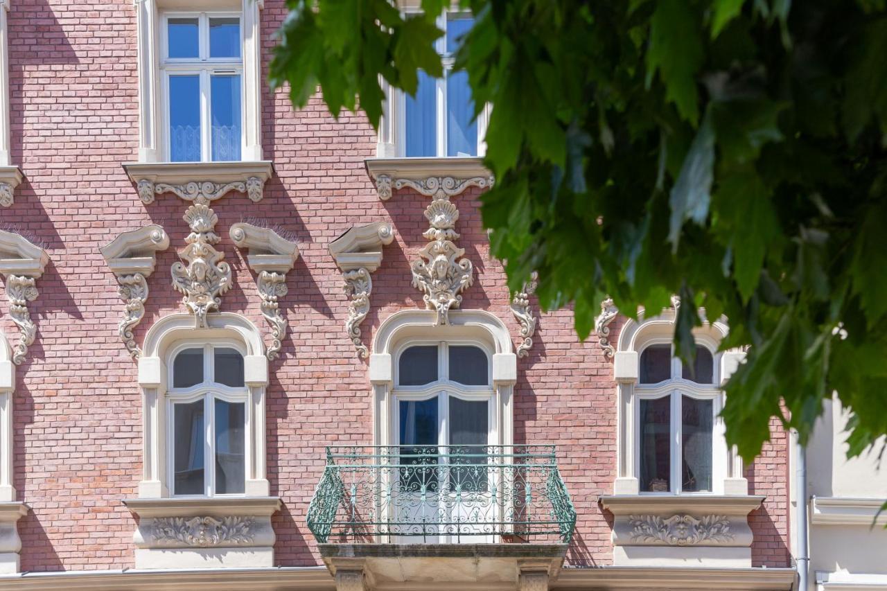 The Opera Apartment Grzegorzki Arianska 4 By Noclegi Renters Krakow Luaran gambar