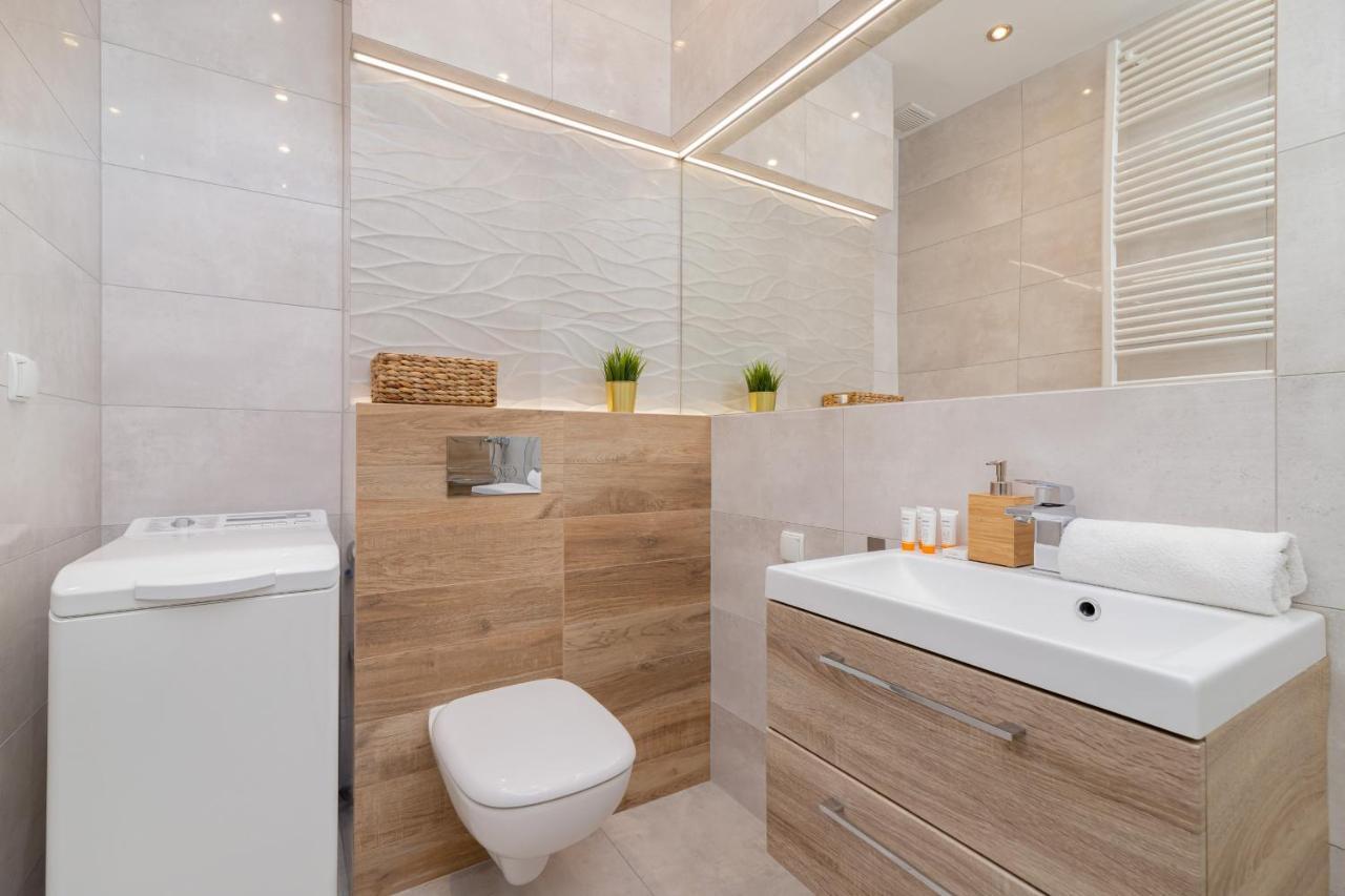 The Opera Apartment Grzegorzki Arianska 4 By Noclegi Renters Krakow Luaran gambar